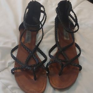 Steve Madden black sandals with zipper back 8.5